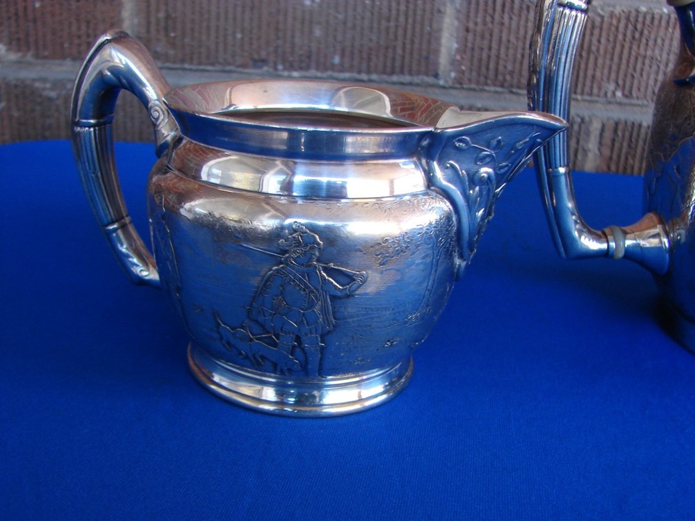 ANTIQUE REED AND BARTON 3 PIECE SILVER PLATE TEA SET