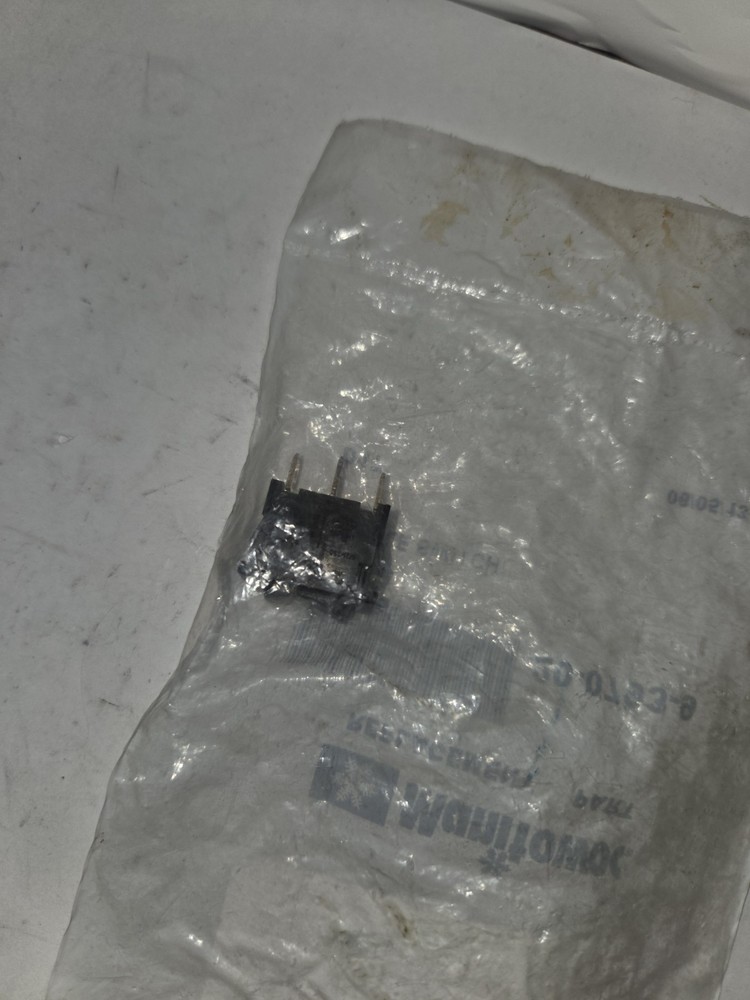 NEW GENUINE MANITOWOC 20-0793-9 TOGGLE SWITCH