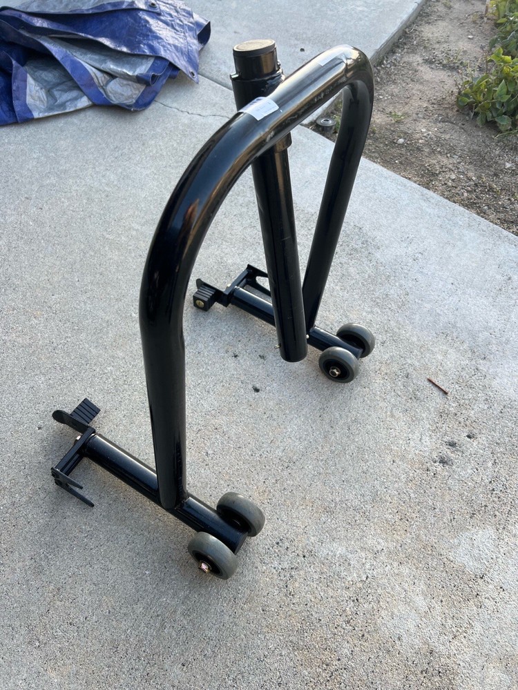 Rear Paddock Stand, Trackside