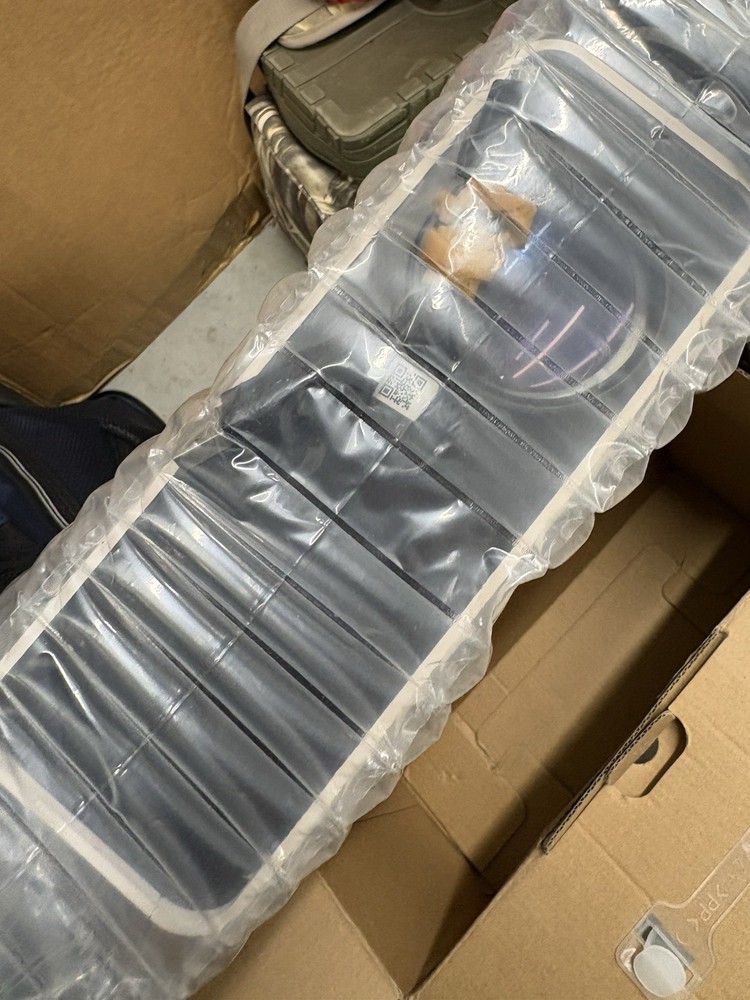 Portable LED Projector with Higher Resolution and Brightness Mini