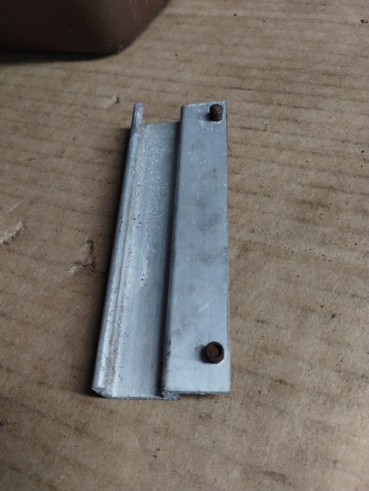 CRAFTSMAN TOOL BOX CARRY HANDLE. #C21