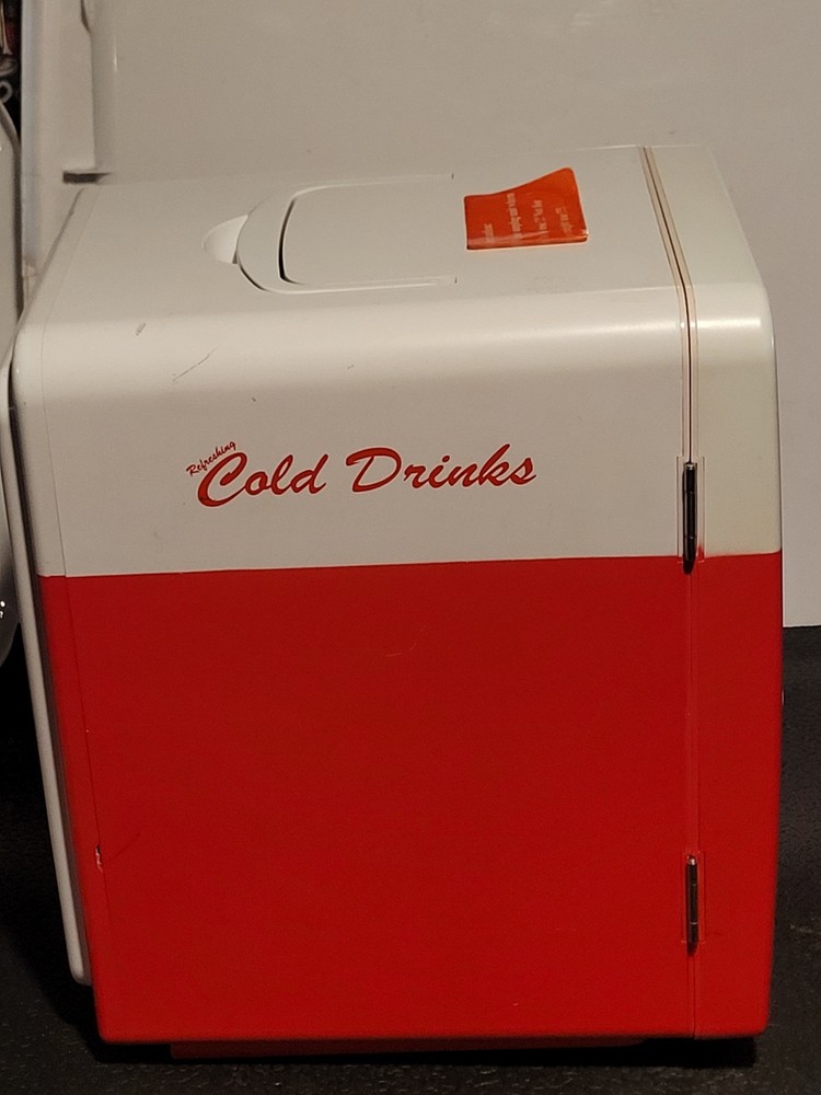 Frigidaire & Thermoelectric Refreshing Ice Cold Drinks Mini-Refrigerator's (2)