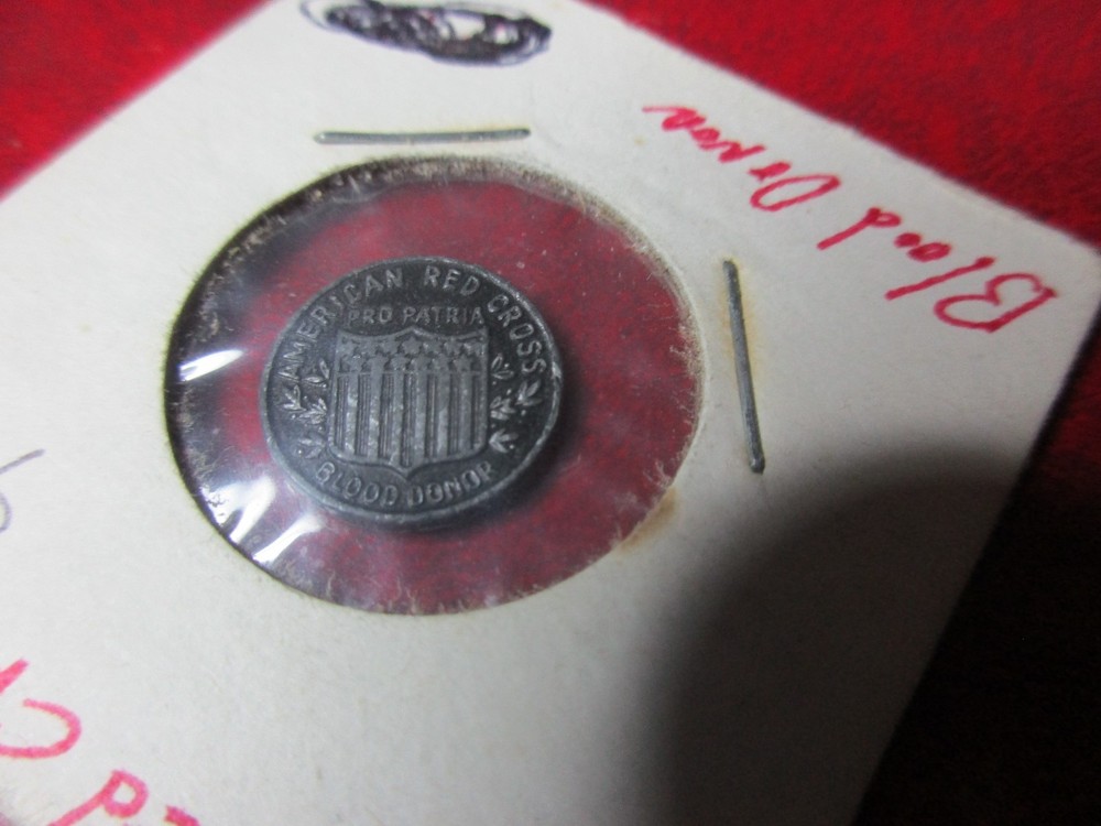 Antique American Red Cross Donor Button