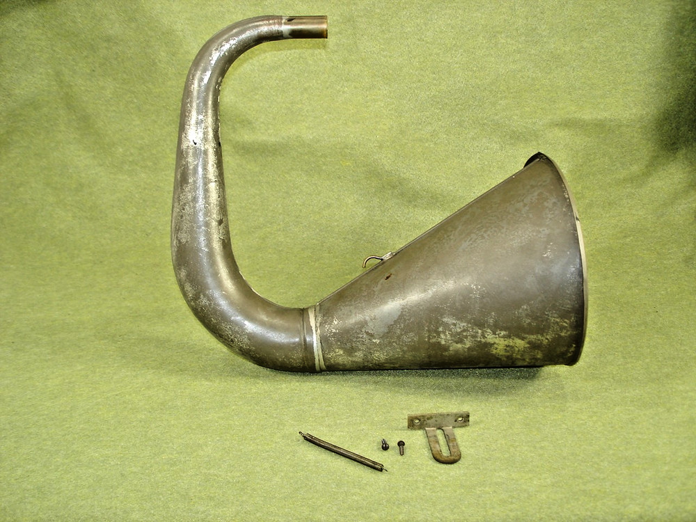 Early Edison Amberola 30 Phonograph Horn