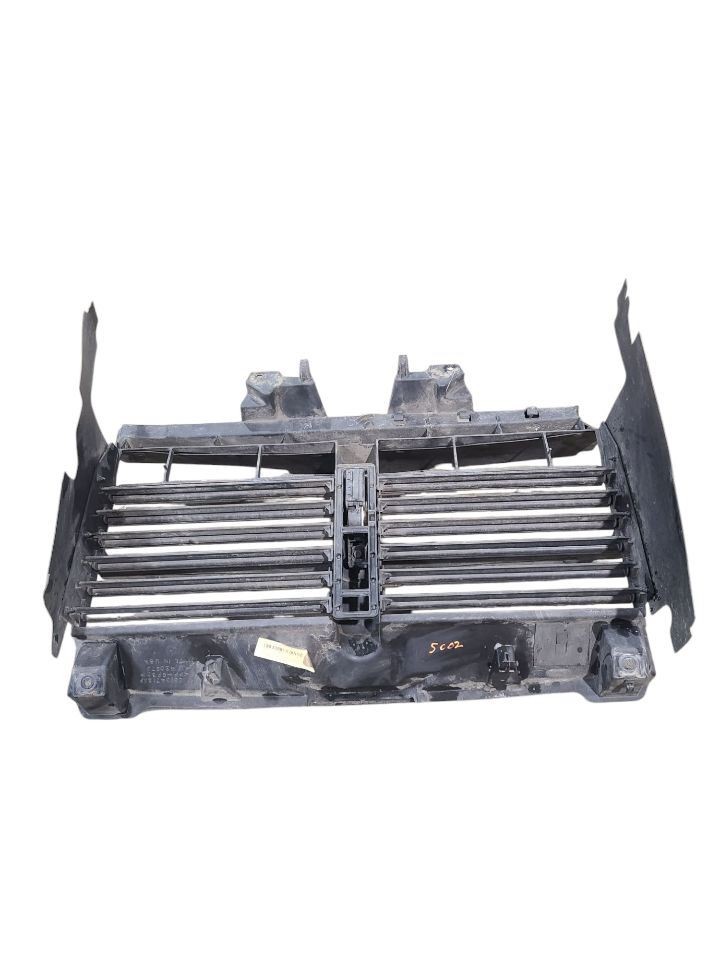 RAM1500 2018 Air Shutter 624724