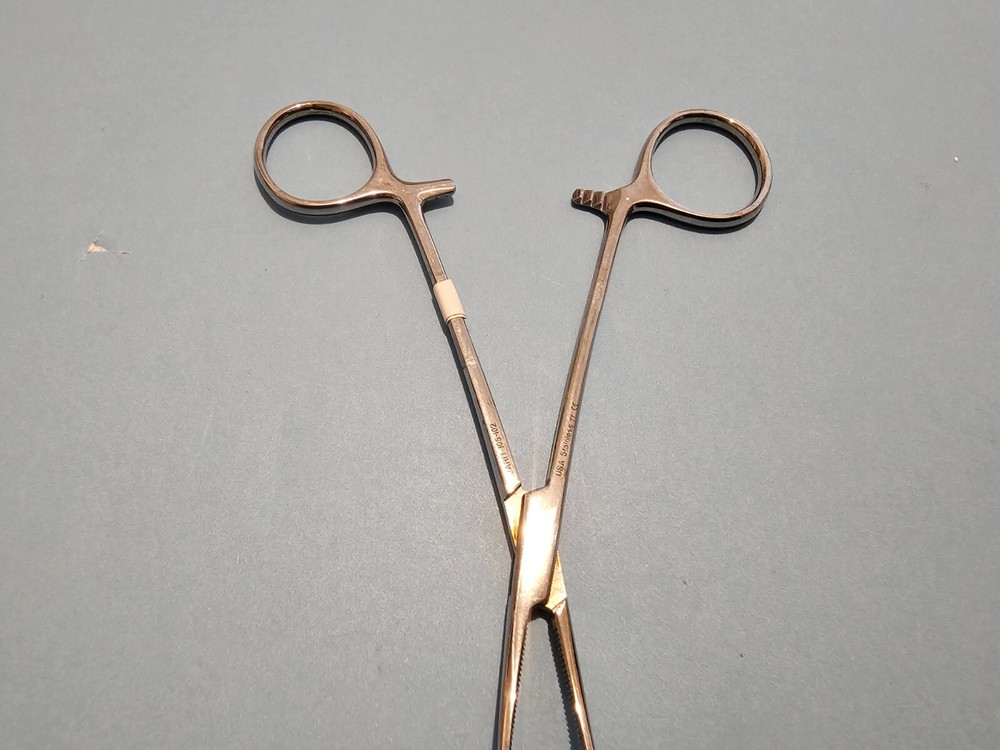 Jarit Surgical Forceps 105-102