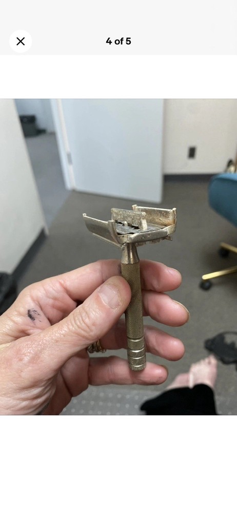 Vintage Gillette Fatboy Adjustable Safety Razor D4 Nice Doors Open