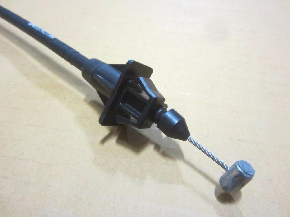 Genuine Chrysler Dodge Cruise Control Servo Speed Control Cable & Bracket