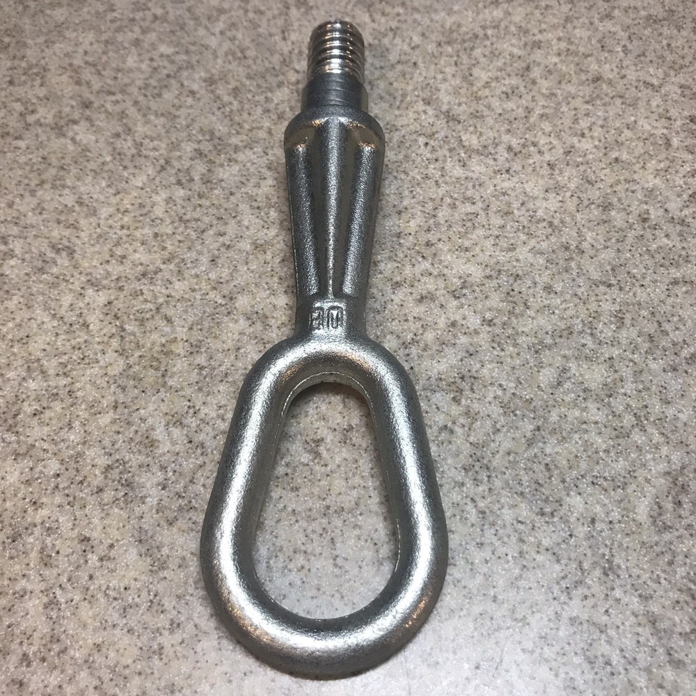 2003 BMW X5 Tow Hook Eye Tool