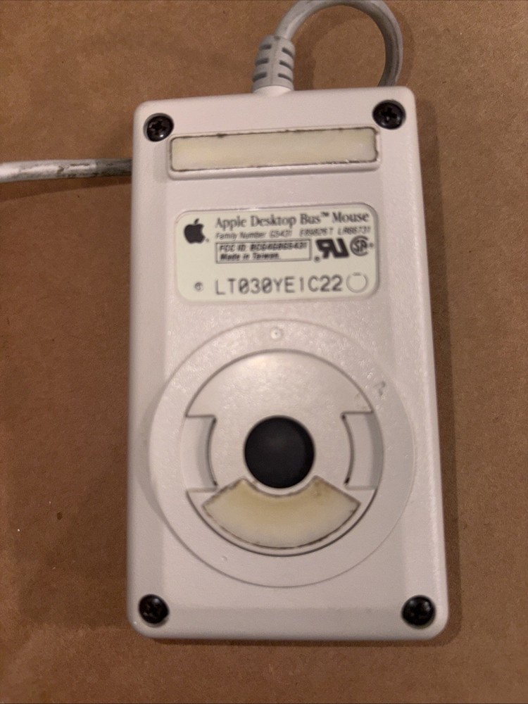 Apple Macintosh Classic M0420