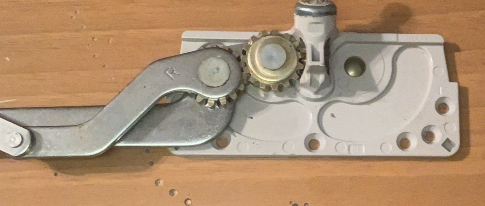 Truth Hardware "Entrygard" Dual Arm Operator - Longer Link - (Right Hand)