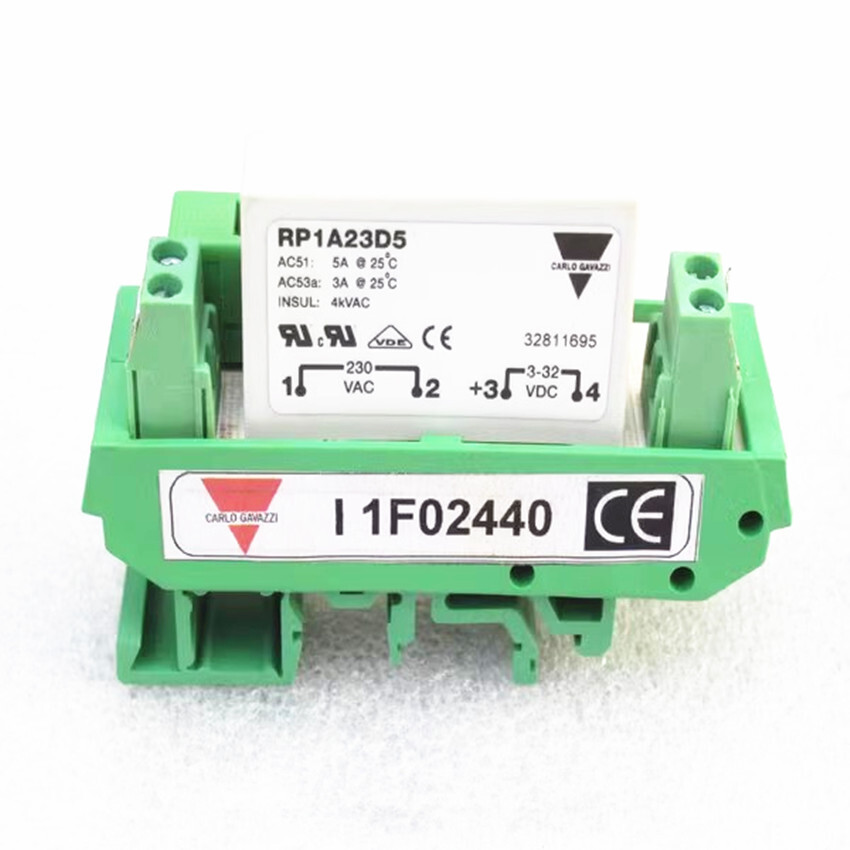1pcs Carlo Gavazzi Solid State Relay RP1A23D5M1S82