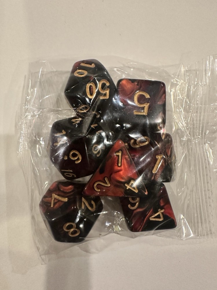 D&D Dungeons &Dragon 35 Piece Polyhedral Dice Sets