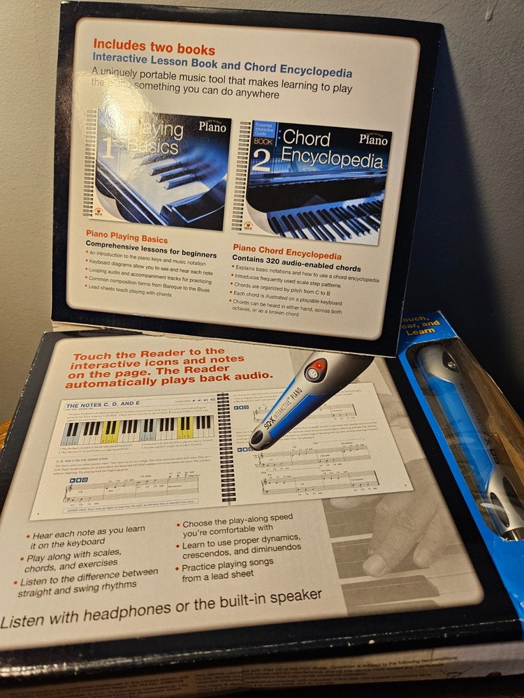 Essential Interactive Piano Guide/ Learn to Play SD-X Interactive Reader