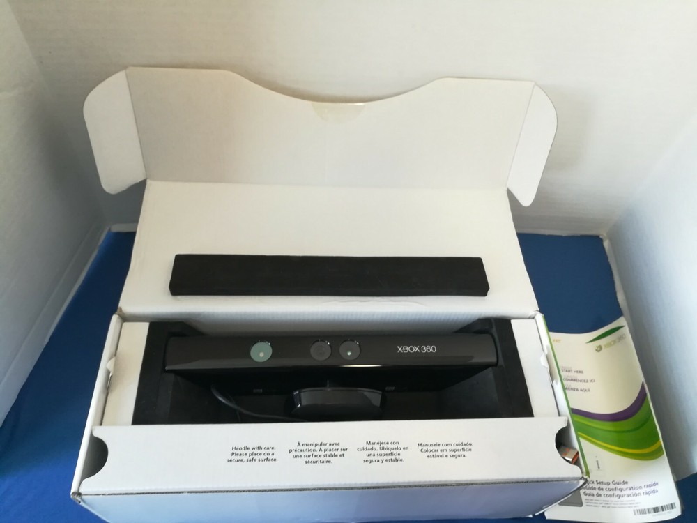 Xbox 360 Kinect Sensor in box w game & Dance Central FOR XBOX 360