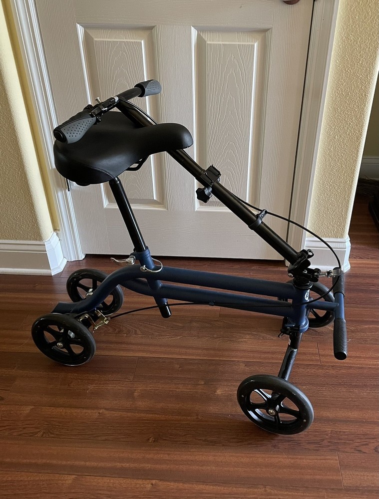 KneeRover® Steerable Seated Knee Scooter