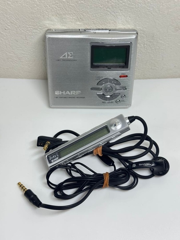 SHARP MD-DR7 Silver Mini Disc Walkman Recorder Check energization Only