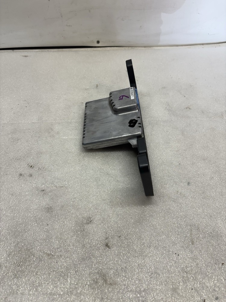 2016-20 Model X Monocamera Drivers Assistance System Control Module 1054454-99-D