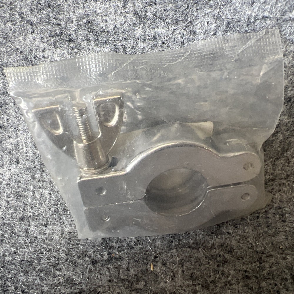 Leybold 18341 Clamping Ring ISO-KF New