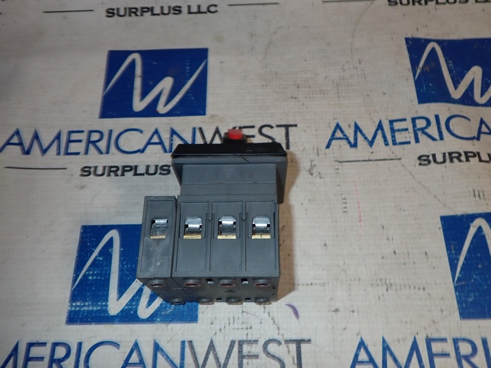 ABB OT63FT3 Disconnect Switch 63 amp with Handle Operator