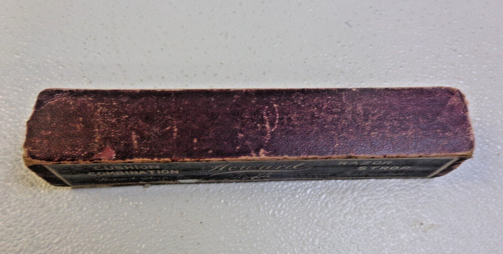 Vintage Howard Razor Strap No 88 plus accessories