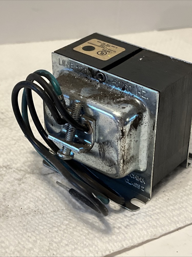EDWARDS SIGNALING Class 2 Transformer 10520