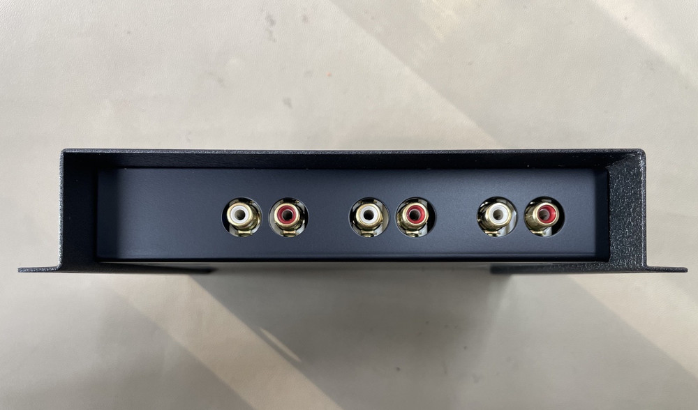 Old School Lanzar X4b — Optically Isolated Constant Bass Processor/Crossover,NOS