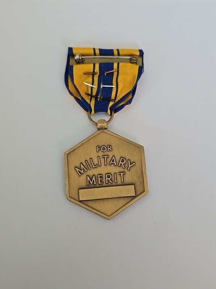 Air Force Commendation Medal- Complete Set-Case Box- Oak Leaf and V Device