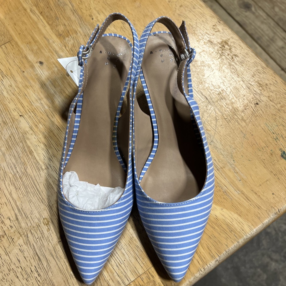 Ladies Pumps