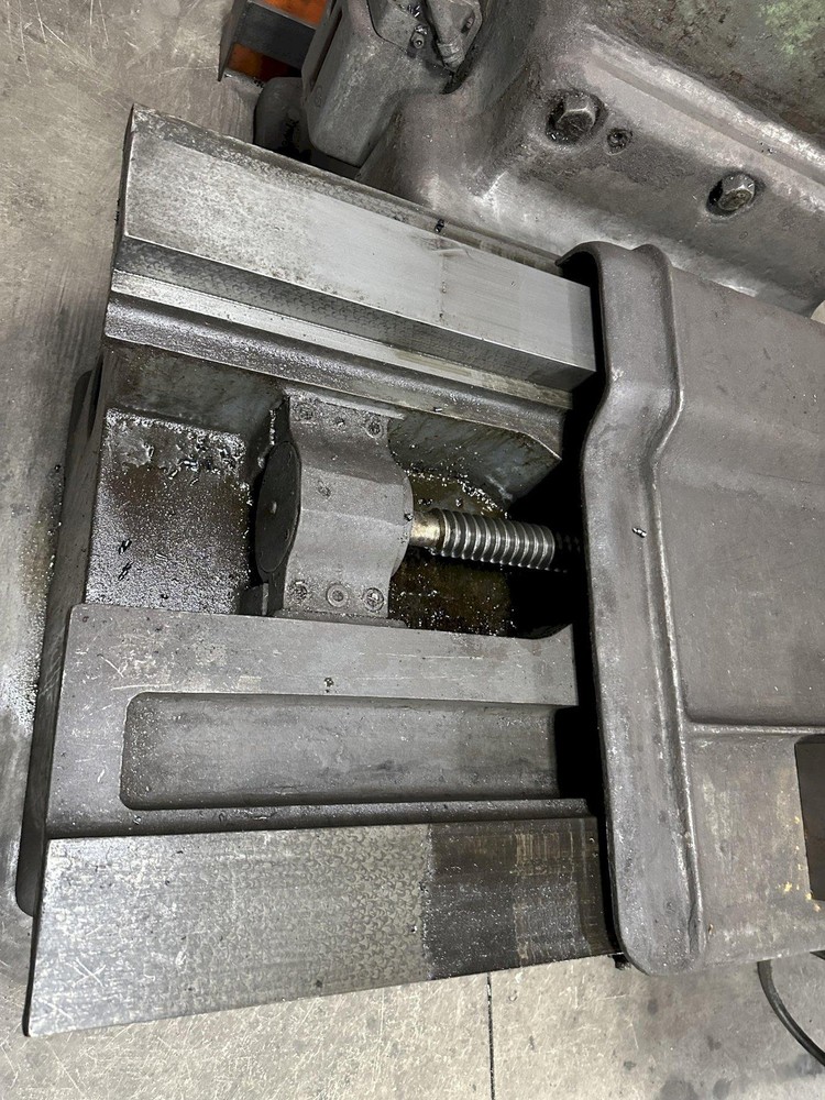 3" DEVLIEG 3B-48 HORIZONTAL BORING MILL. STOCK # 0255124