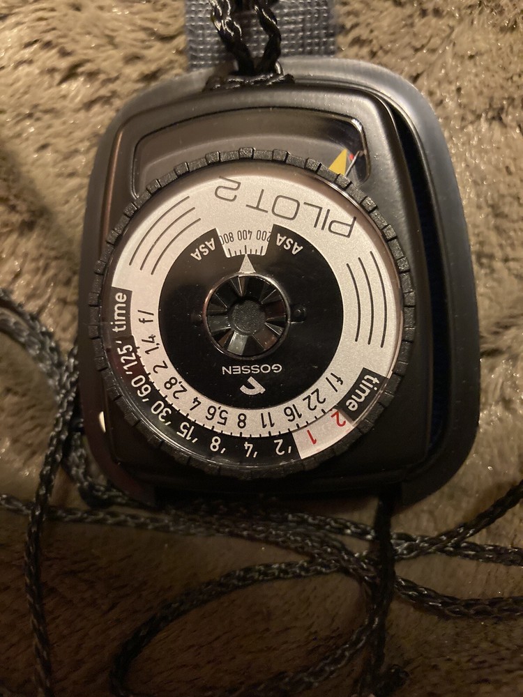 VINTAGE GOSSEN PILOT 2 INCIDENT LIGHT METER CASE + STRAP. Original Box