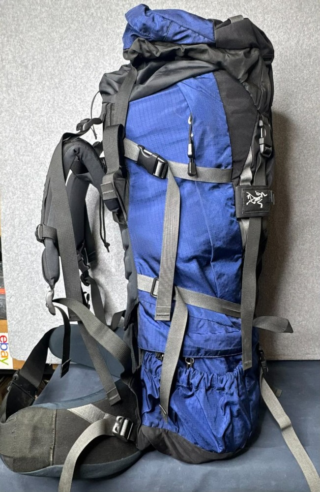 Arc'teryx Bora 75 Backpack Hiking Camping Internal Frame Black Blue Large Pack
