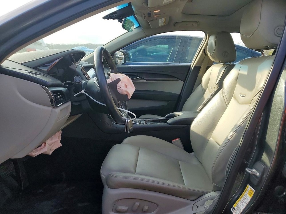 ATS 2016 Glove Box 5019538