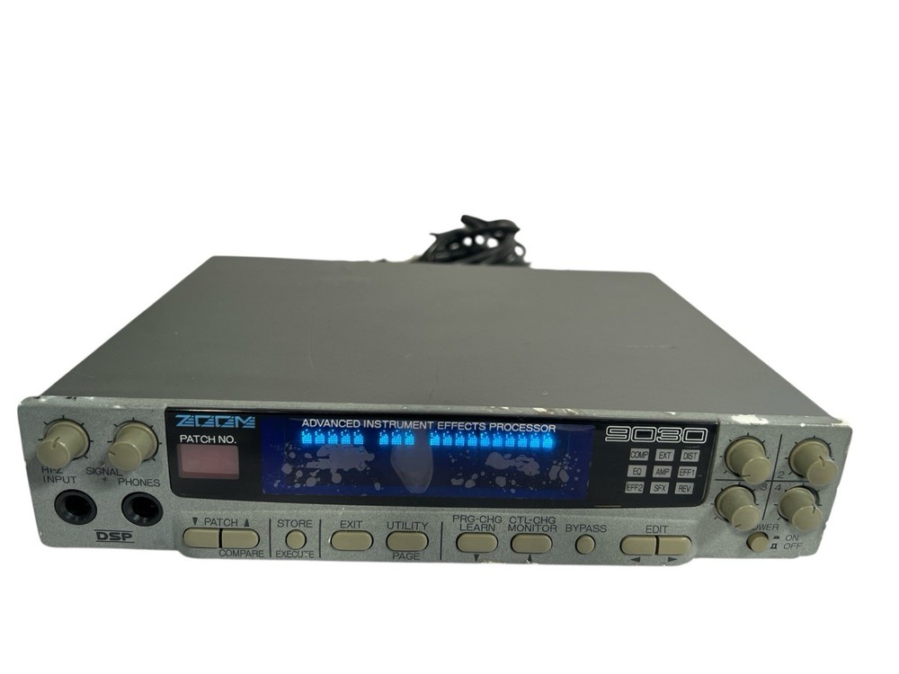 Repaired Zoom 9030 Advanced Instrument Effects Processor /Tested, Works