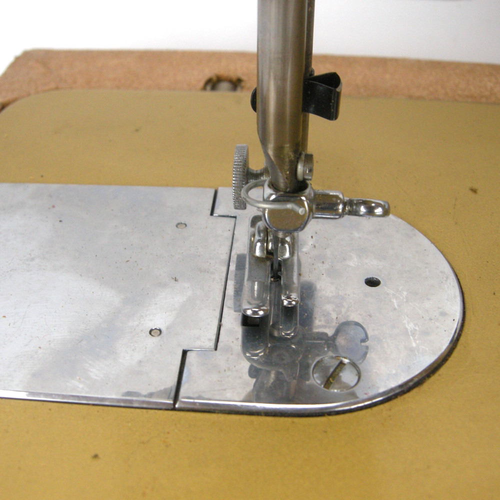 Visetti 600 Precision Push Button De Luxe Sewing Machine Pedal Case