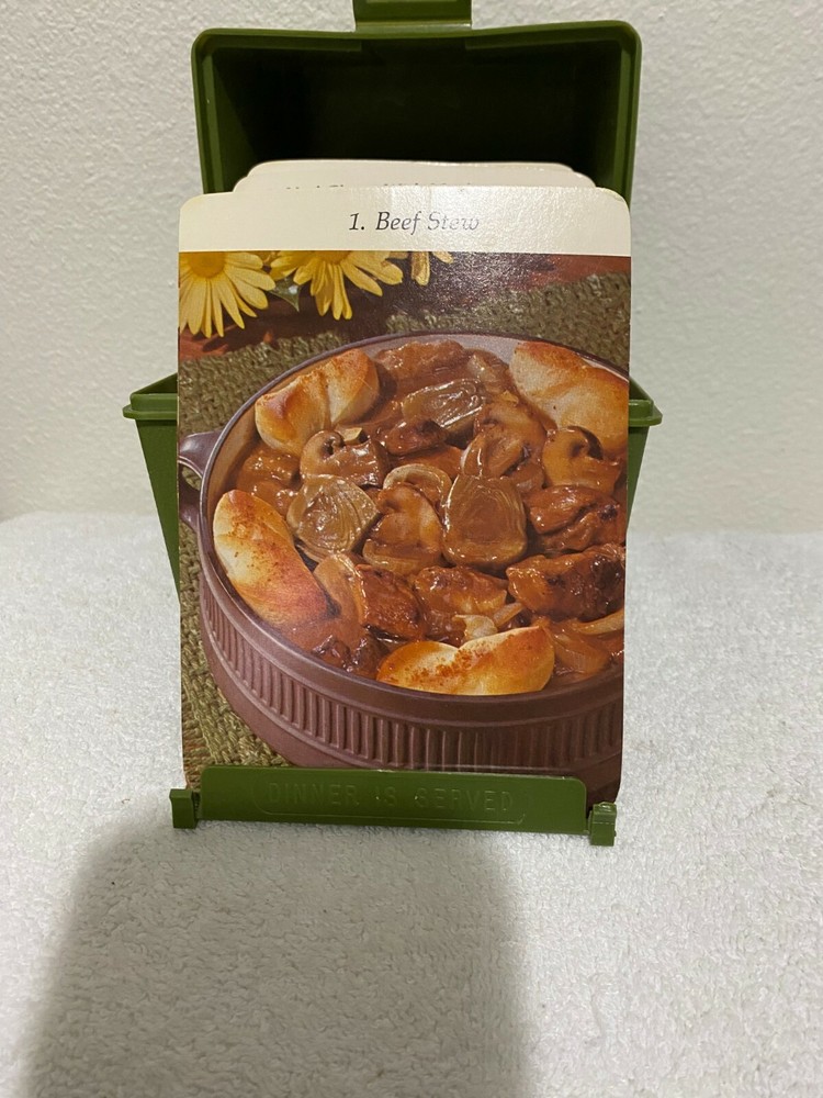 RECIPES "DINNER IS SERVED" 1972 MARJON PROMOTIONS