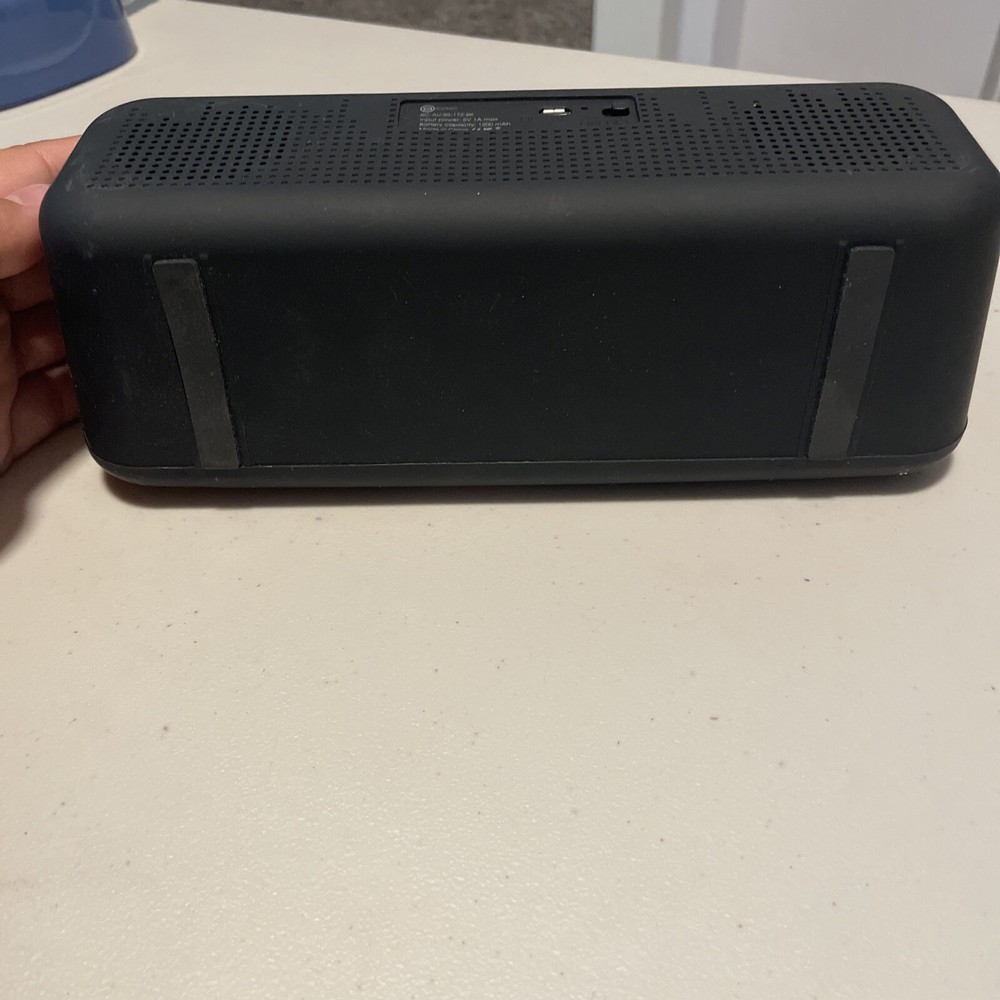 B iConic Bluetooth Wireless Portable Speaker Color Changing