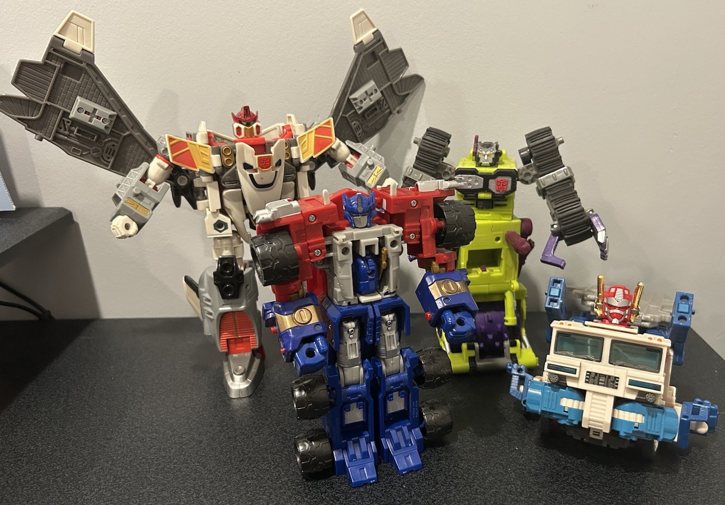 Transformers Lot Optimus Jetfire Armada Scavenger Ultra Magnus parts/repair