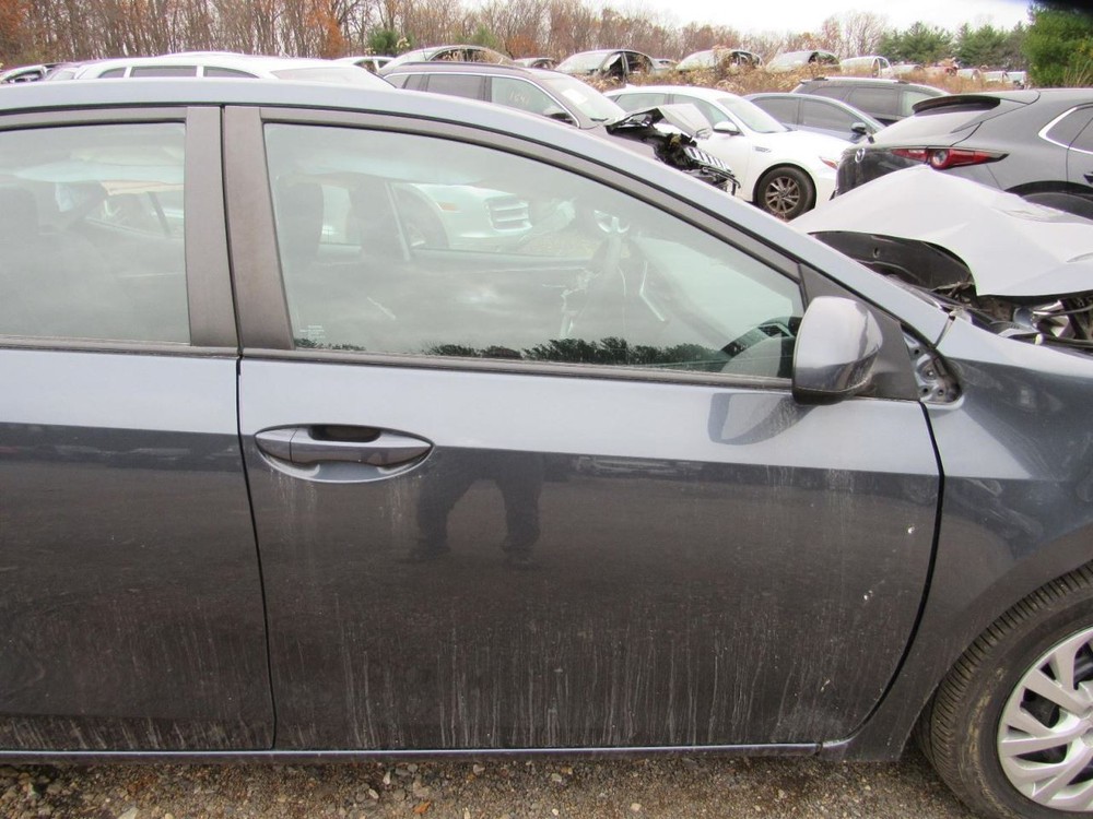 COROLLA 2018 Glove Box 1006024