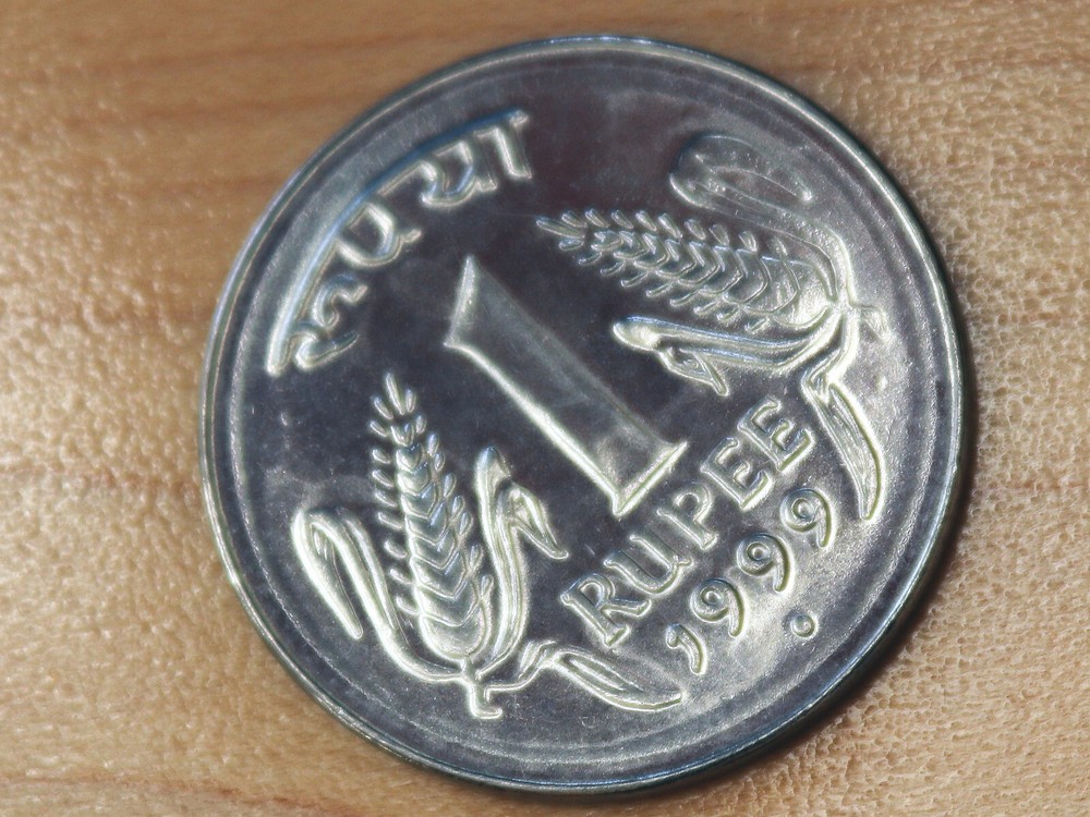 1999 India 1 Rupee Noida Mint