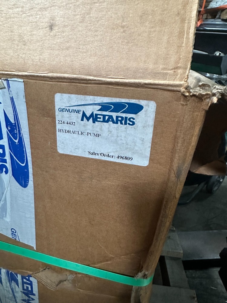 224-4432 Metaris Hydraulic Pump