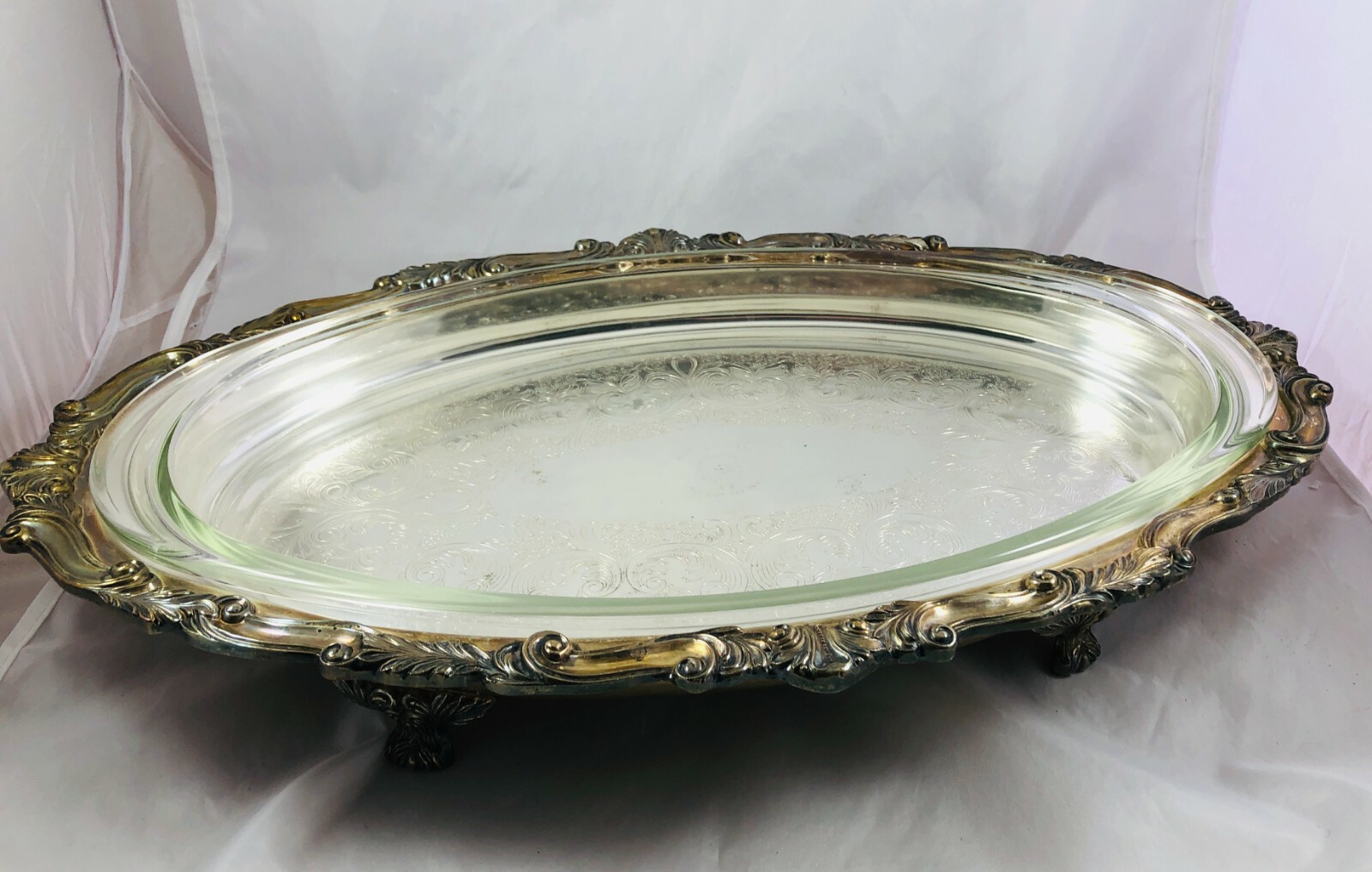 Vintage Large Oval Silver Plate Footed Serving Dish&Pyrex Insert Mint Condition