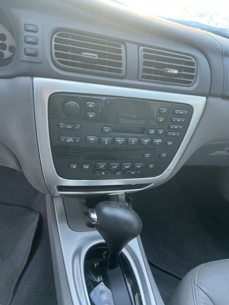 SABLE 2005 Glove Box OEM