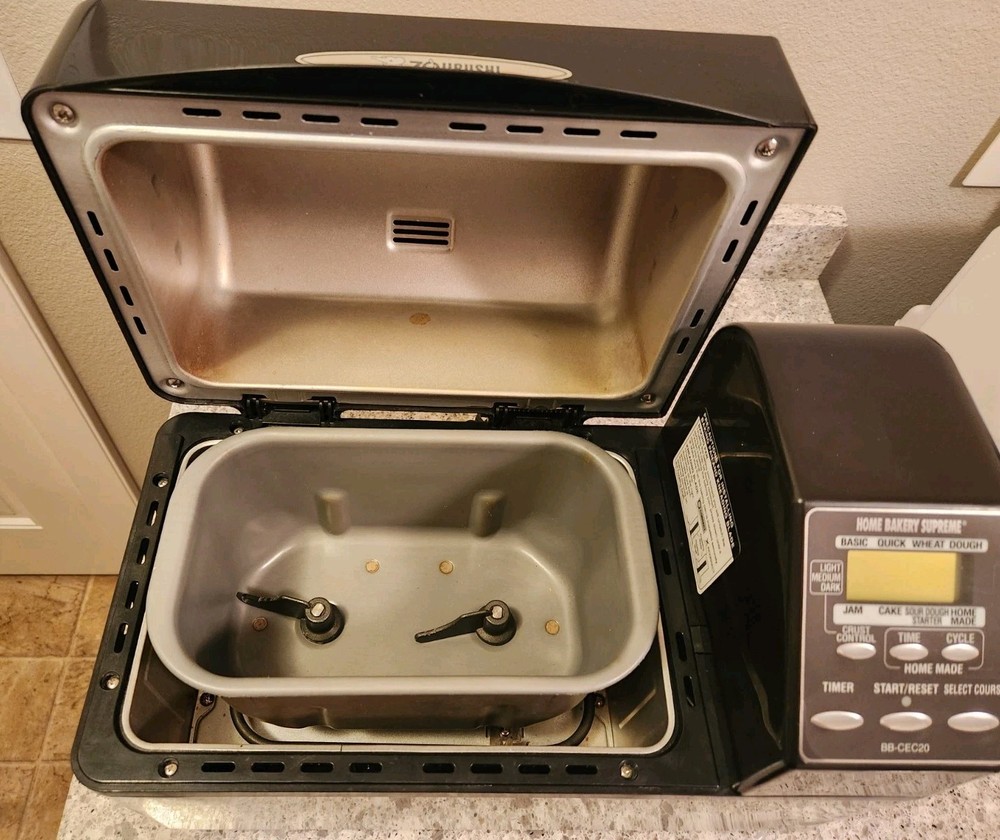 Zojirushi Bread Machine BB-CEC20 Home Bakery Supreme Breadmaker Black