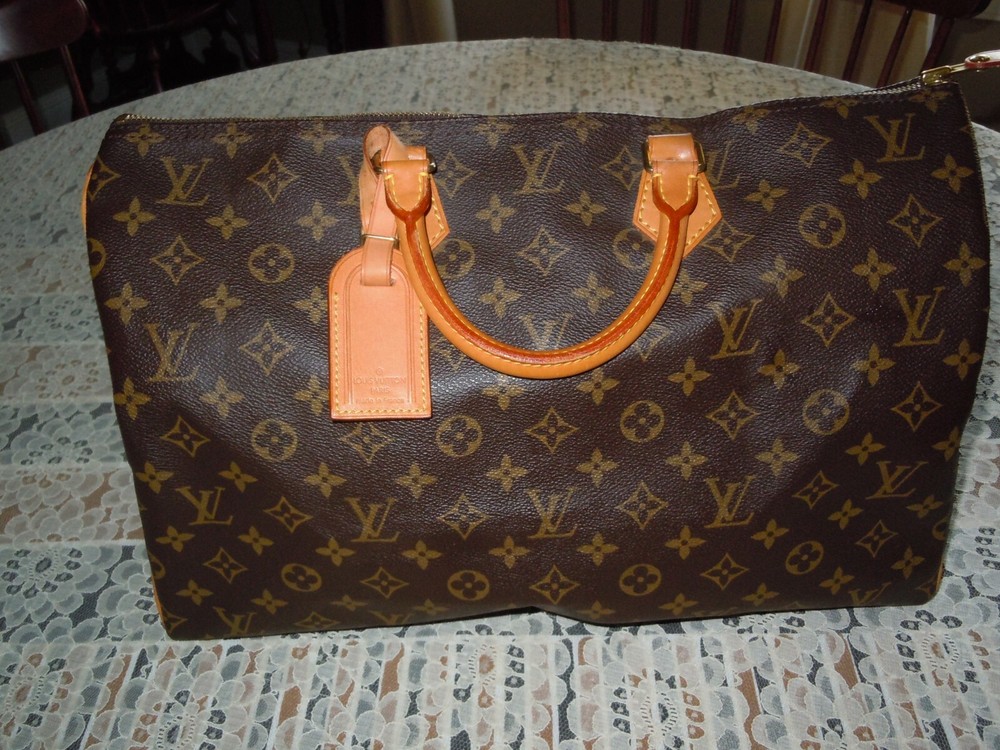 Auth. Louis Vuitton monogram speedy 40.  ( A5 ) .