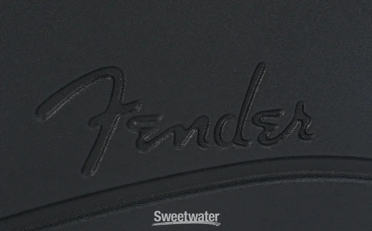 Fender Deluxe Molded Stratocaster/Telecaster Case - Black