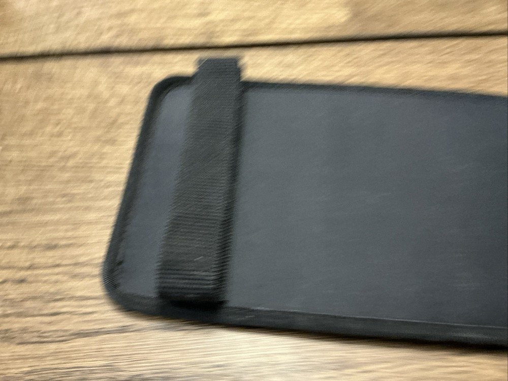 Case Logic Car CD holder - Holds 12