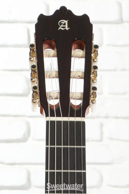 Alhambra 4 P Conservatory Nylon-string Classical Guitar - Natural