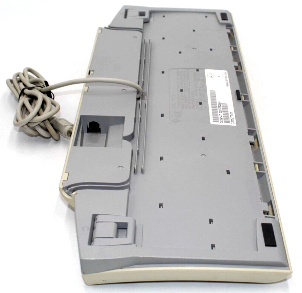 SUN Microsystems Type 6 8-PIN mini DIN Connector Keyboard w/o Mouse