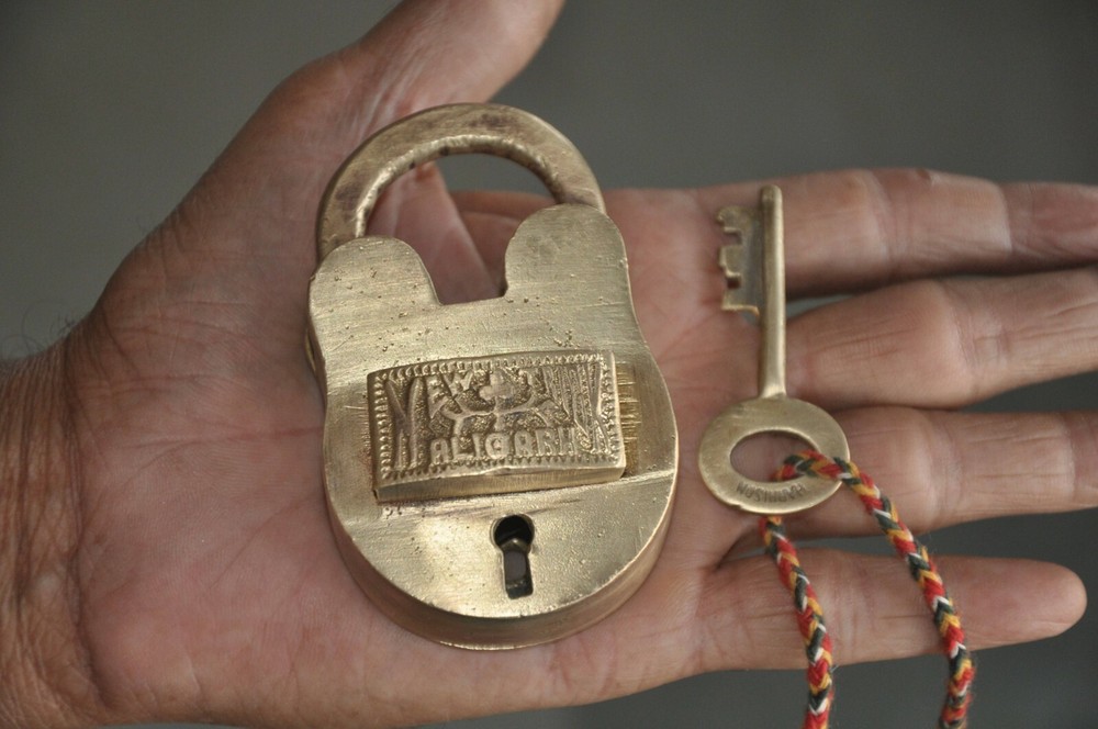 Vintage Brass Handcrafted Fine Quality Engraved Solid Padlock